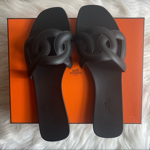 Hermes Aloha Sandals in Noir Size 40/US 10 - Picture 3 of 12